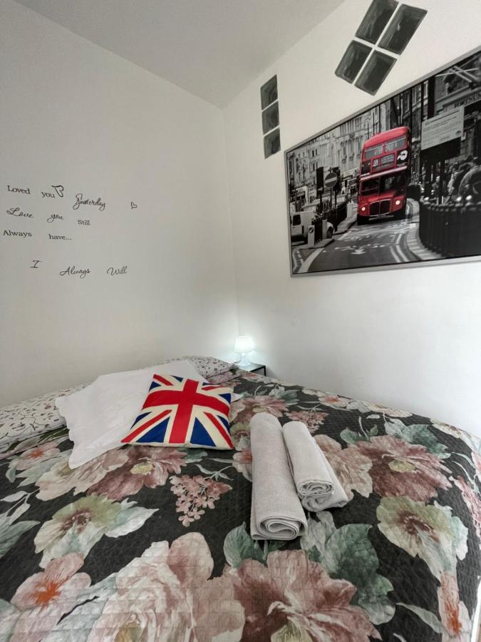 Al Molo Sant'Eligio Hotel ตารันโต ภายนอก รูปภาพ