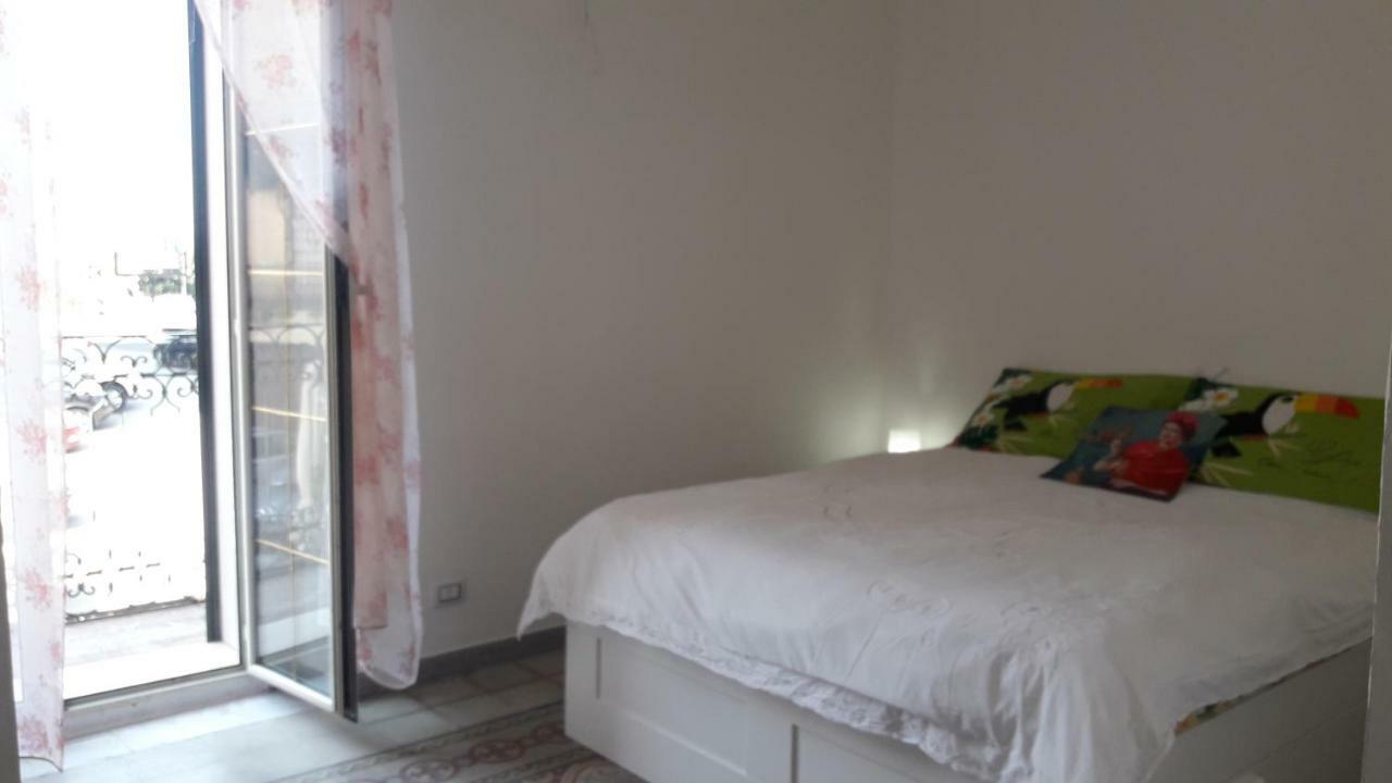 Al Molo Sant'Eligio Hotel ตารันโต ภายนอก รูปภาพ