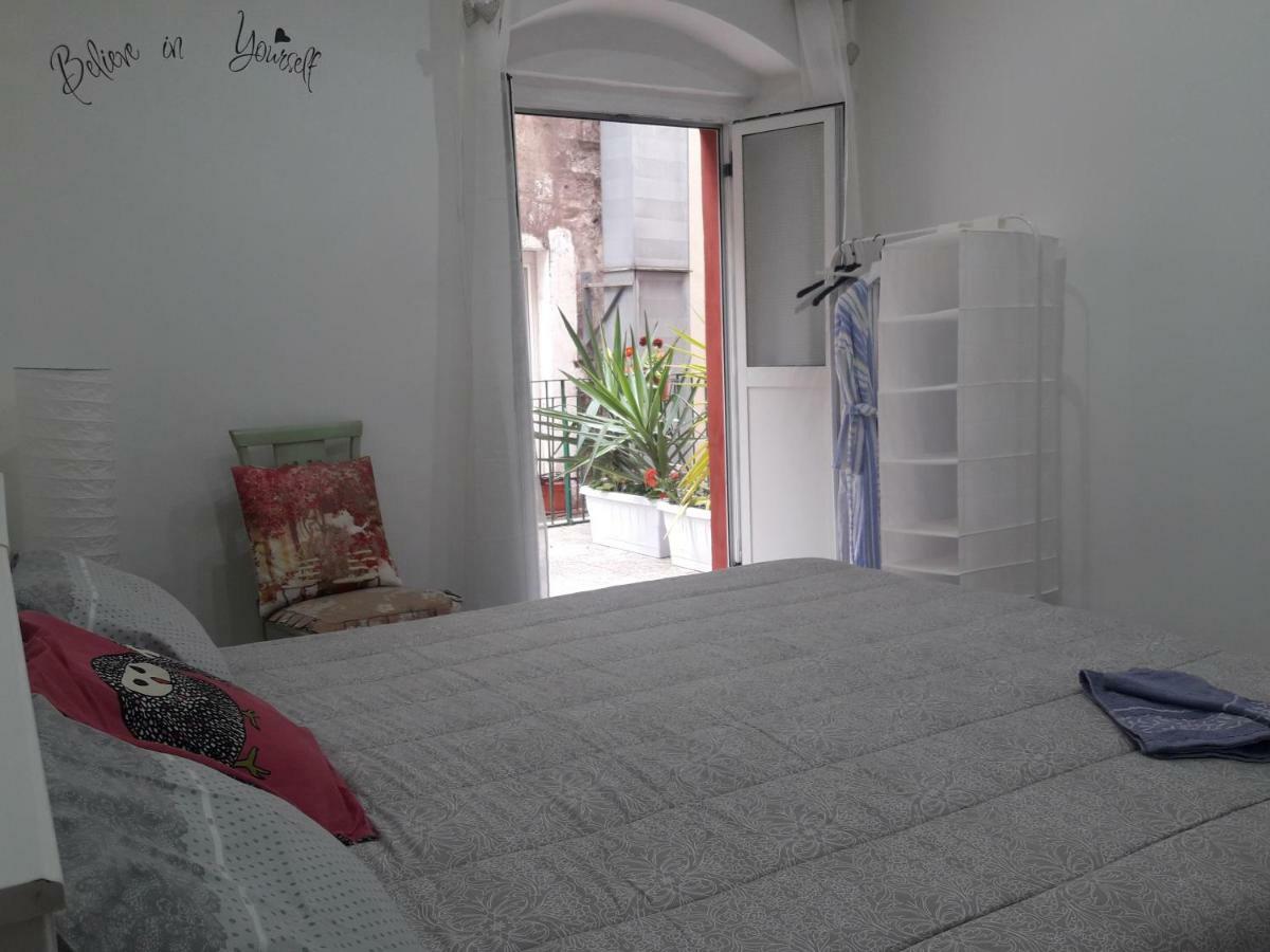 Al Molo Sant'Eligio Hotel ตารันโต ภายนอก รูปภาพ