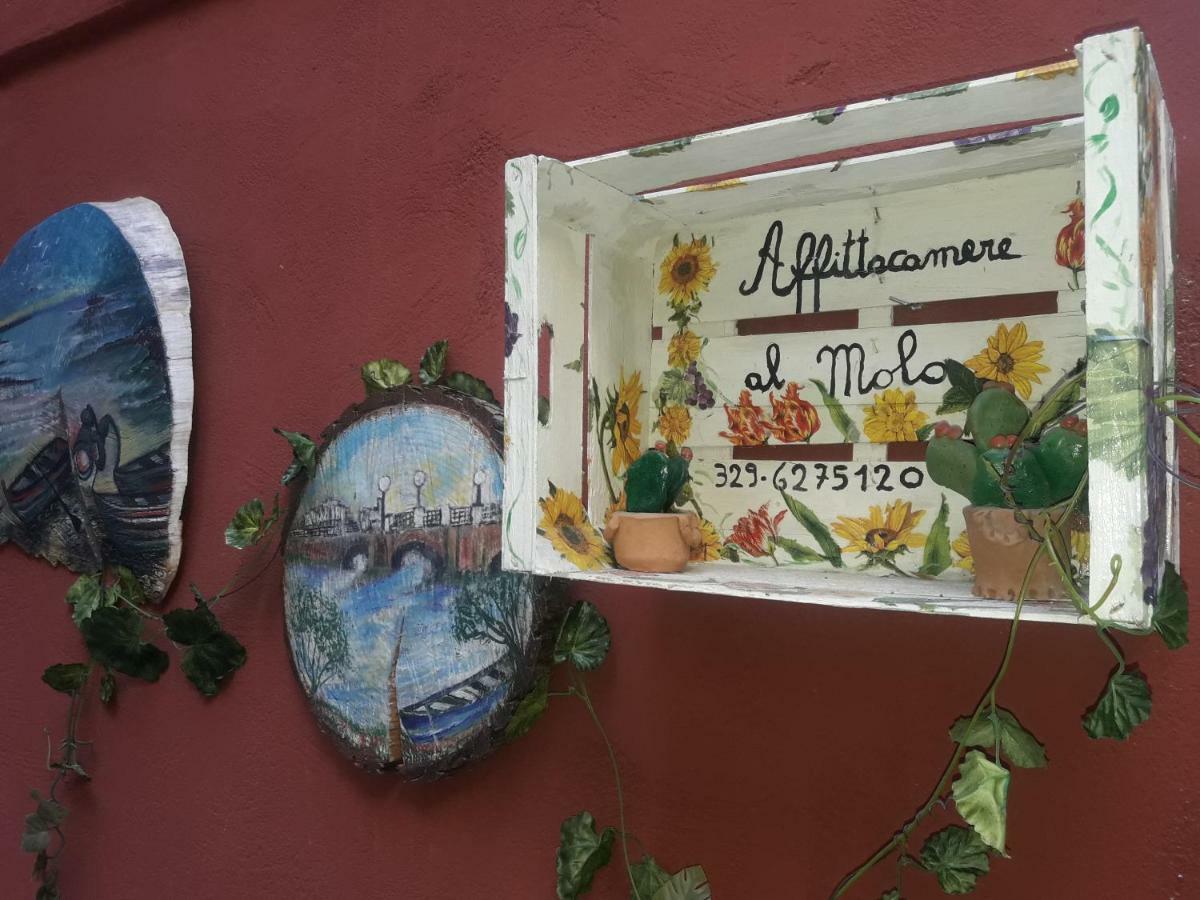 Al Molo Sant'Eligio Hotel ตารันโต ภายนอก รูปภาพ